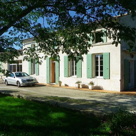 Gite Cosy, Sur Jardin, Terrasse Privee, Parking Au Calme En Rdc Gémozac Exterior foto
